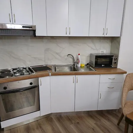 Cozy Near Center * Tirana